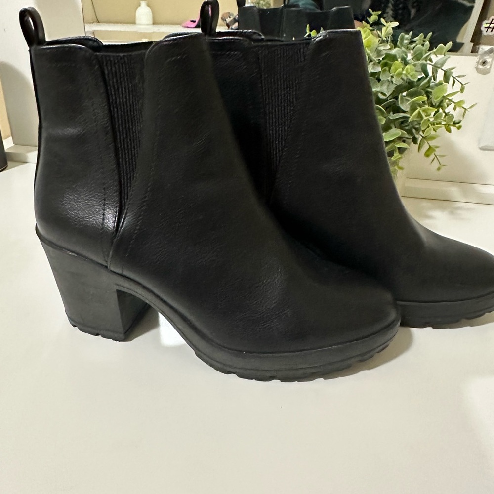 Black boots